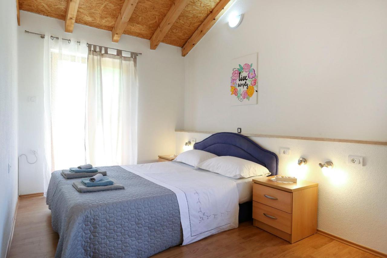 הוילה Šestanovac House Marijan מראה חיצוני תמונה