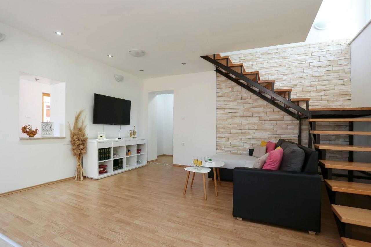 הוילה Šestanovac House Marijan מראה חיצוני תמונה